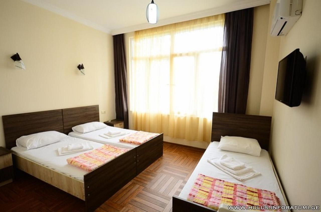 Hulus Hotel Махинари Екстериор снимка