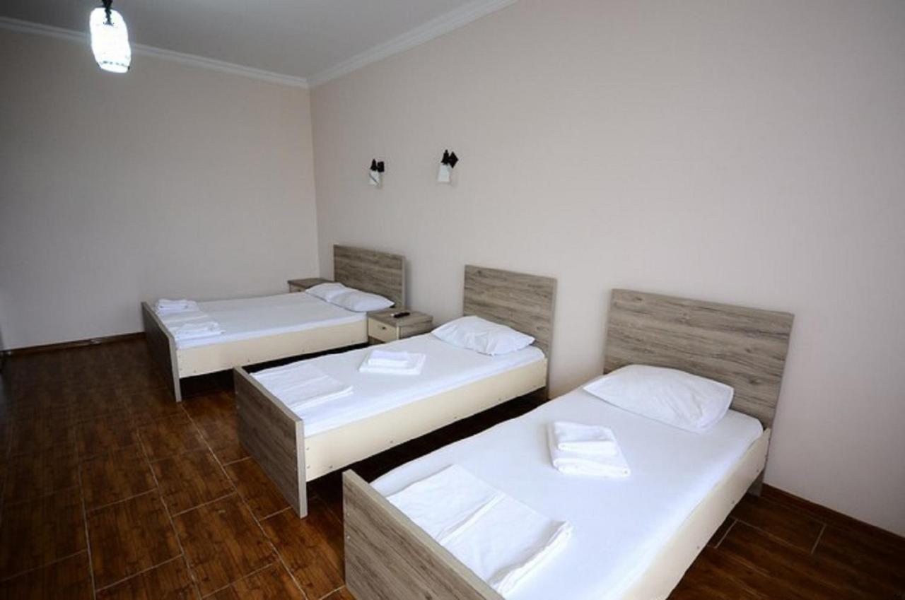 Hulus Hotel Махинари Екстериор снимка