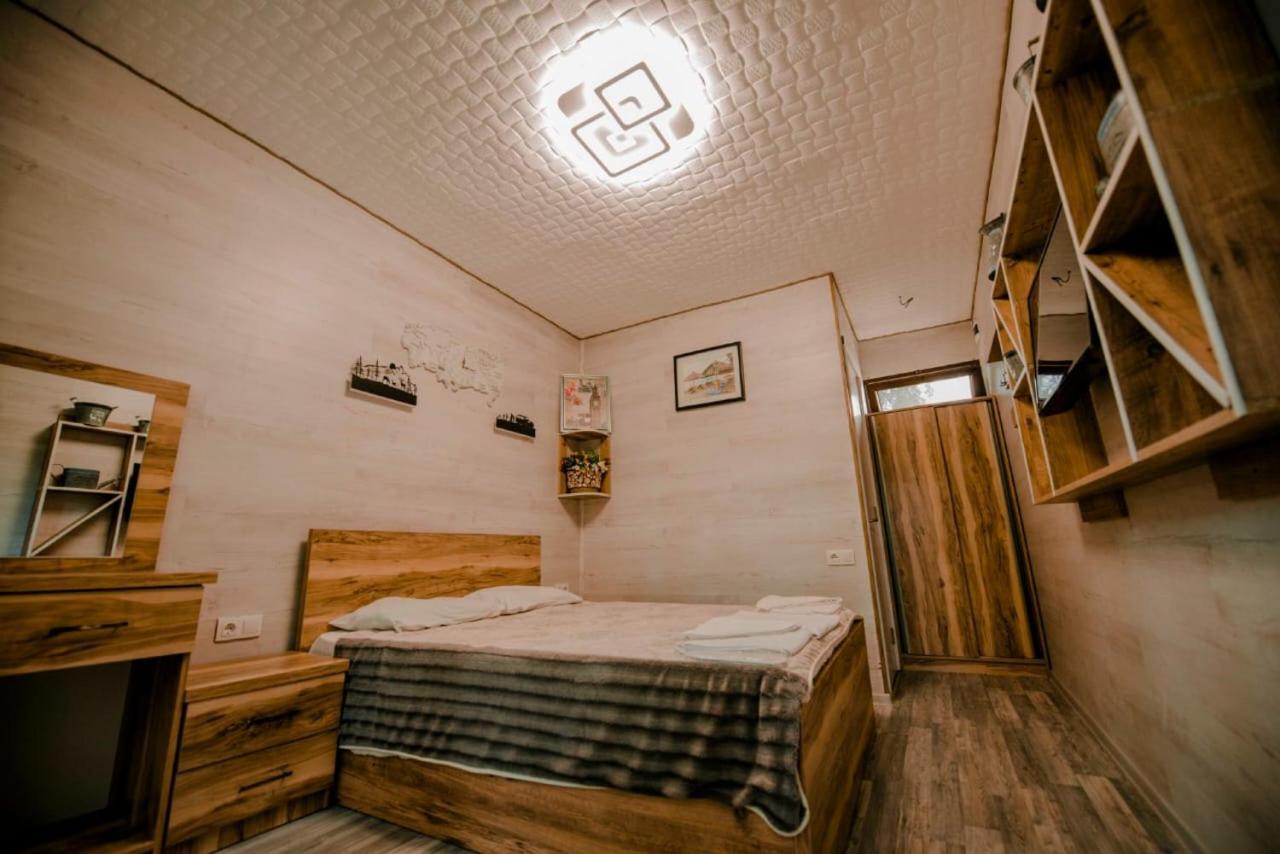 Hulus Hotel Махинари Екстериор снимка