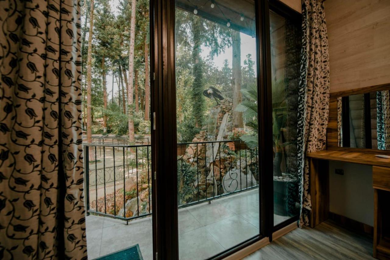 Hulus Hotel Махинари Екстериор снимка