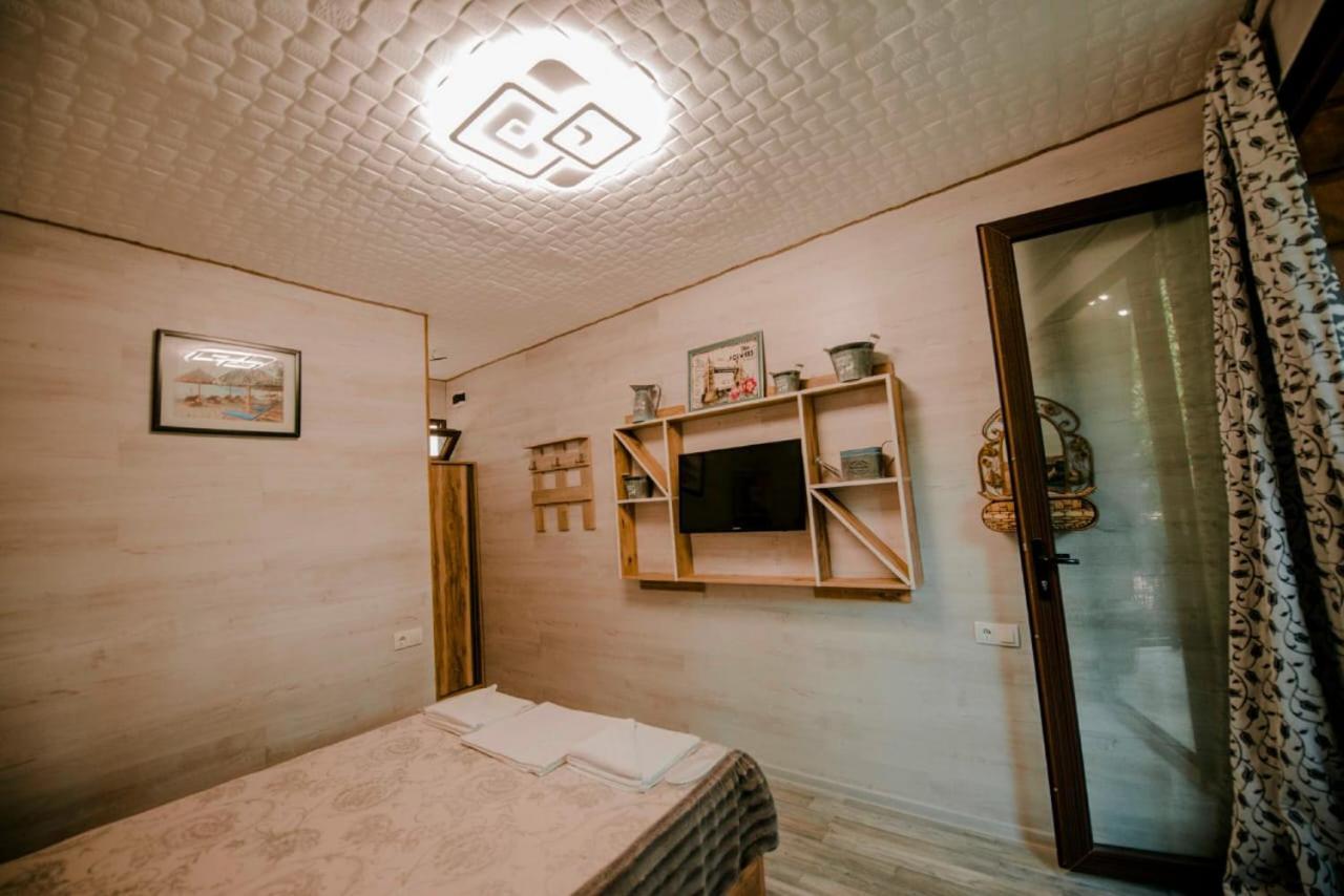 Hulus Hotel Махинари Екстериор снимка