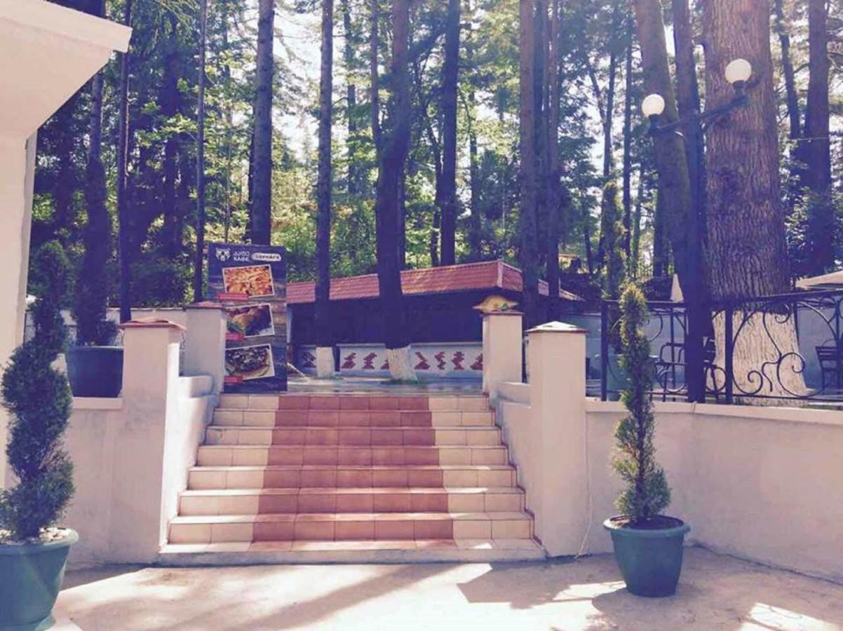 Hulus Hotel Махинари Екстериор снимка