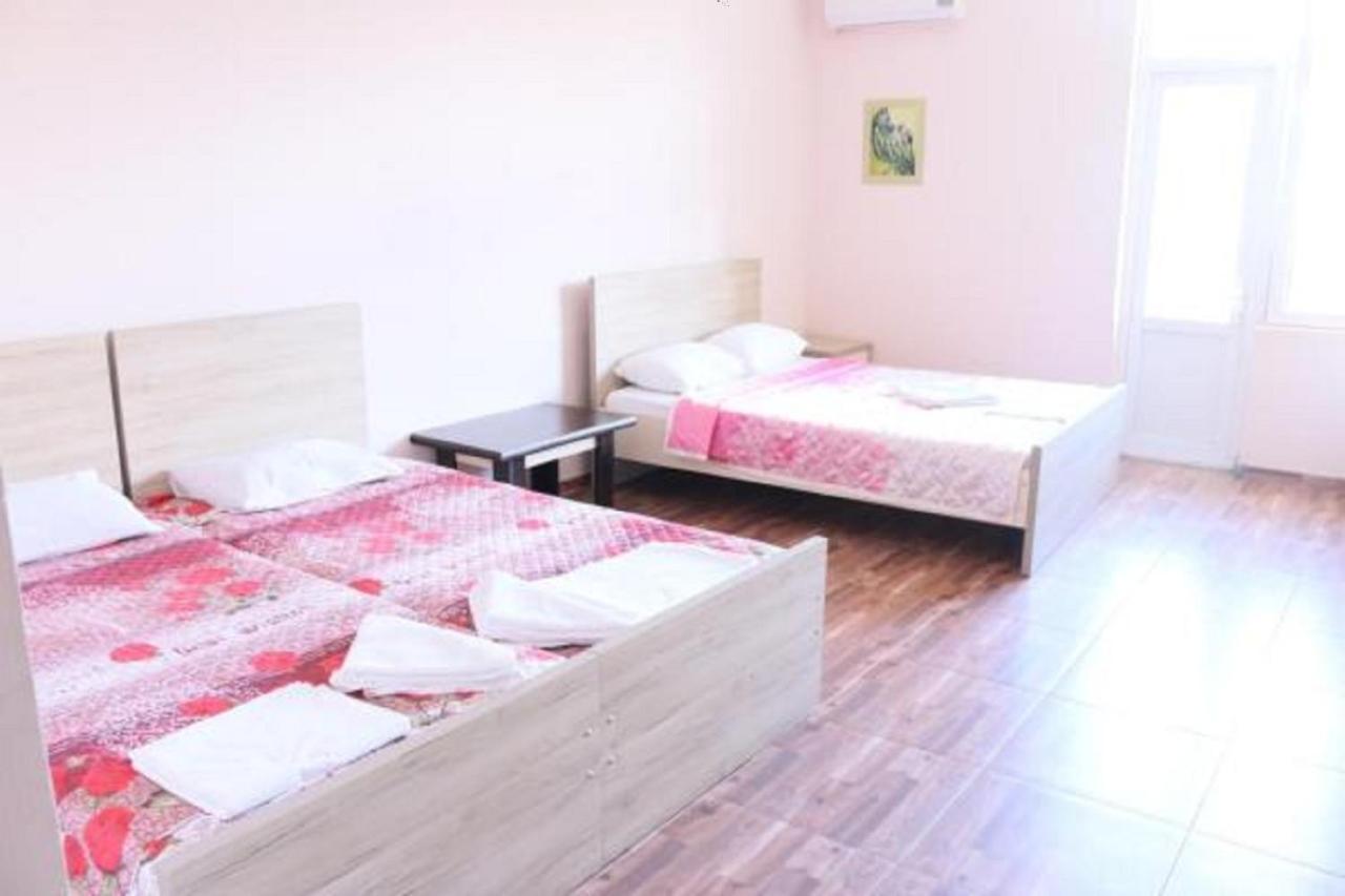 Hulus Hotel Махинари Екстериор снимка