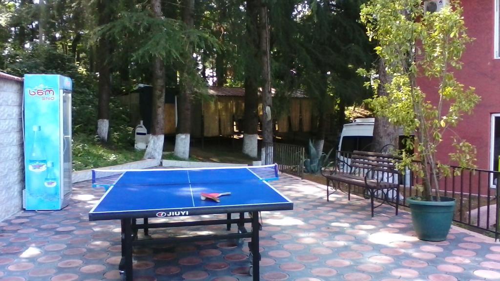 Hulus Hotel Махинари Екстериор снимка